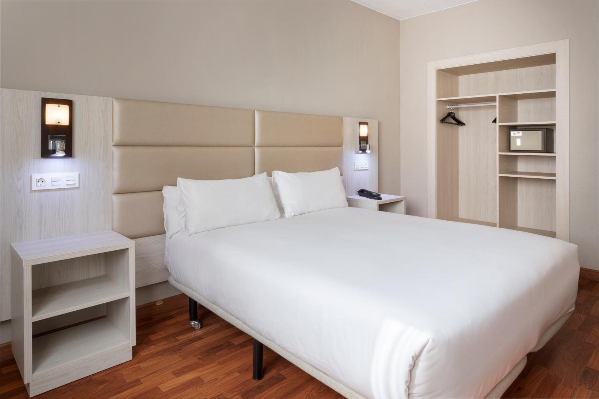B&B Hotel Zaragoza Royal Eksteriør bilde