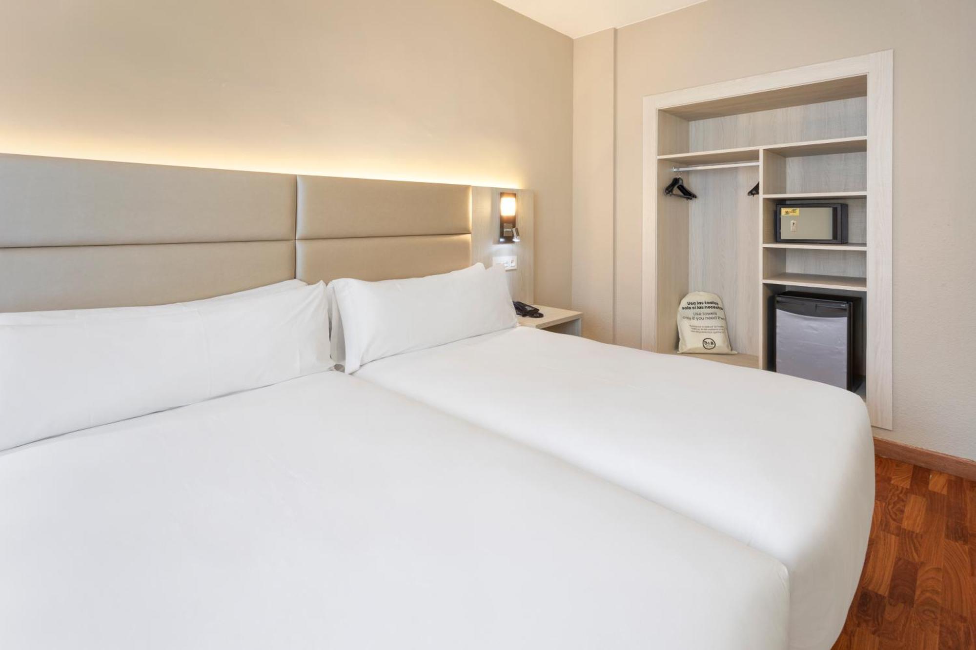 B&B Hotel Zaragoza Royal Eksteriør bilde