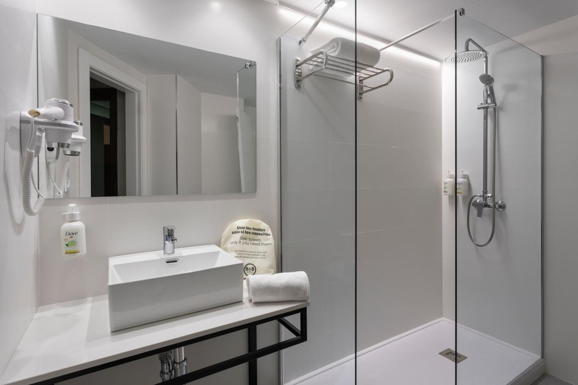 B&B Hotel Zaragoza Royal Eksteriør bilde