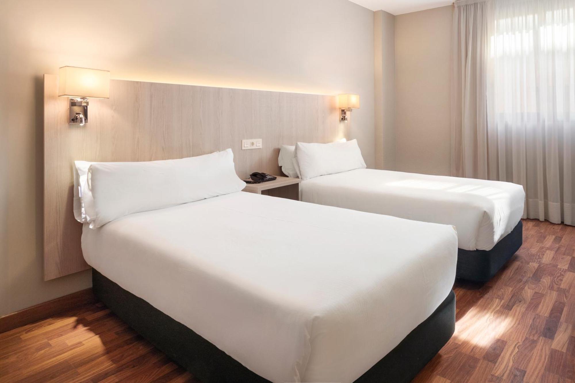 B&B Hotel Zaragoza Royal Eksteriør bilde